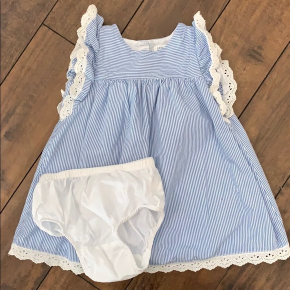 EUC Baby Gap Dress and Sandle Set - Picture 2 of 6